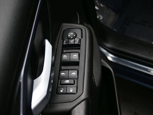 Used 2025 RAM 1500 Big Horn AWD/4WD image 13