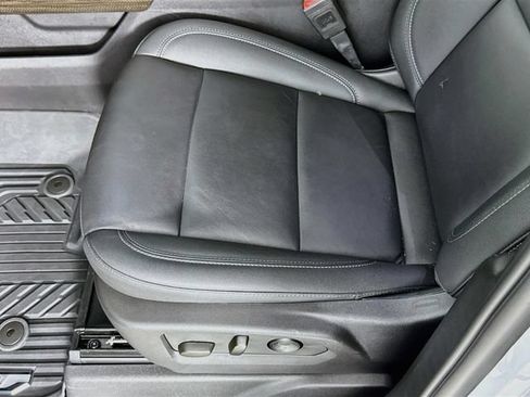 Used 2024 Chevrolet Silverado 1500 LT Trail Boss w/ LT Trail Boss Premium Package AWD/4WD image 22