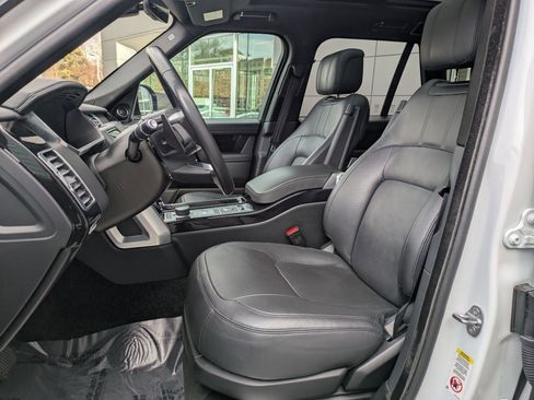 Used 2018 Land Rover Range Rover HSE image 25