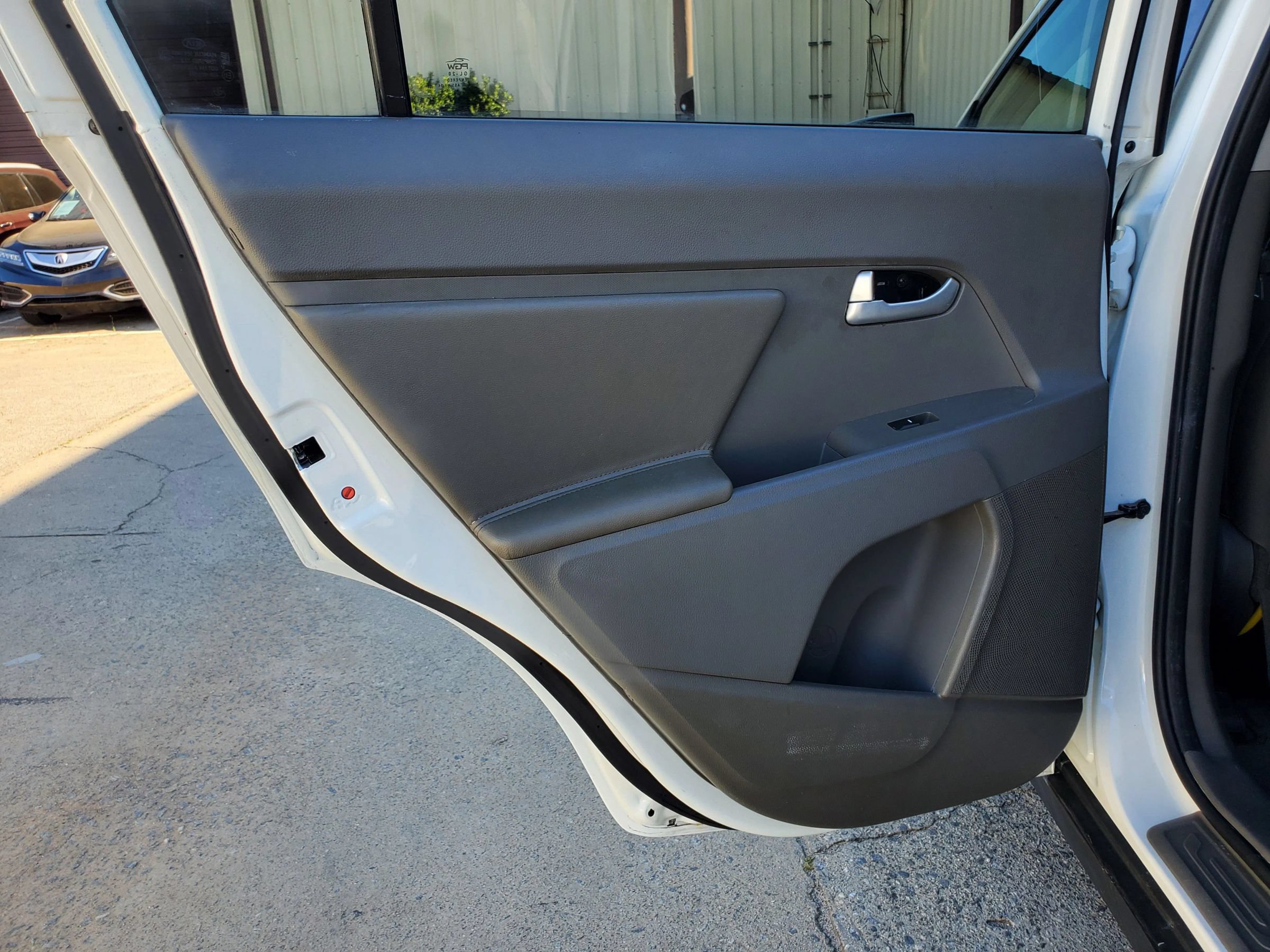 Used 2016 Kia Sportage LX FWD image 18