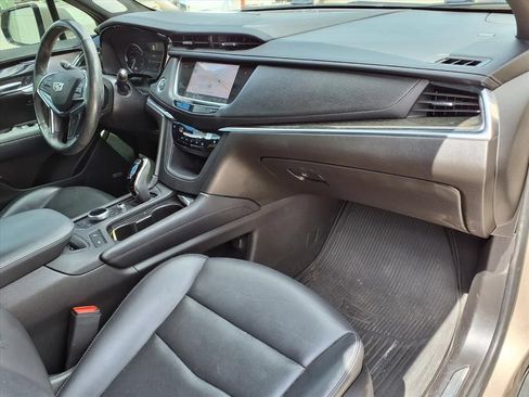 Used 2023 Cadillac XT5 Premium Luxury FWD image 8