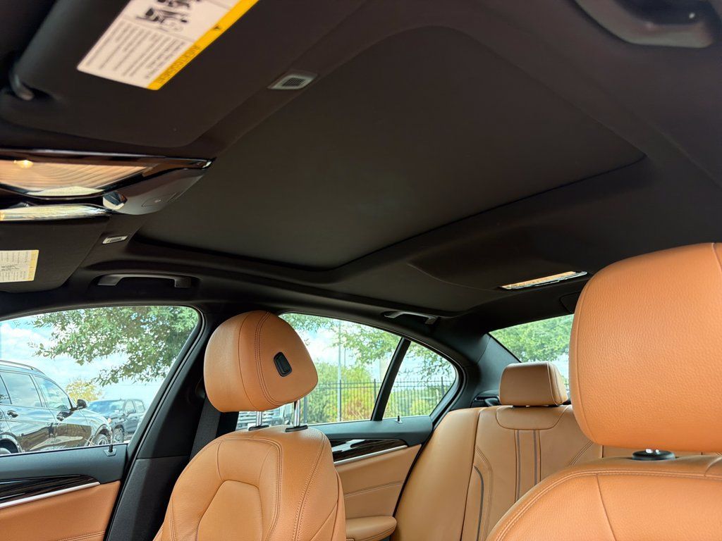 Used 2021 BMW 530i w/ Premium Package RWD image 28