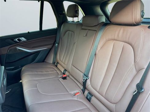 Used 2021 BMW X5 xDrive40i w/ Premium Package 3 image 14