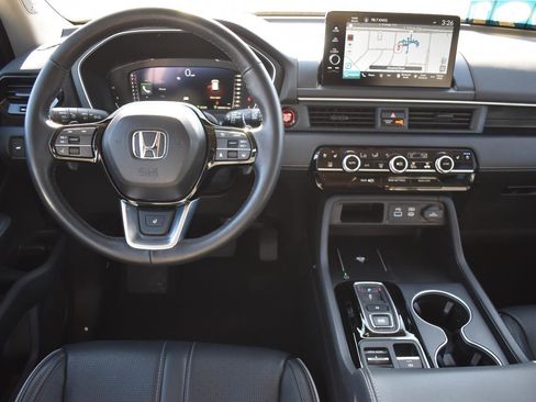 Used 2023 Honda Pilot Elite image 19