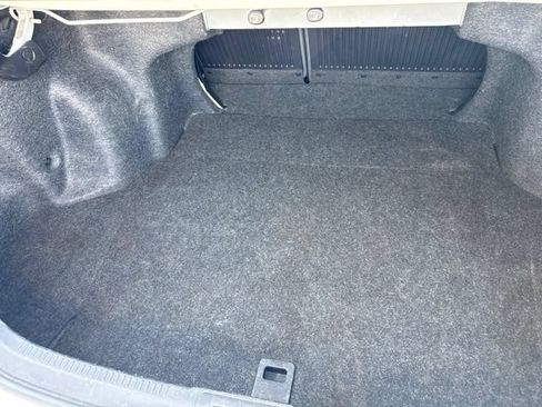 Used 2017 Toyota Camry SE FWD image 25