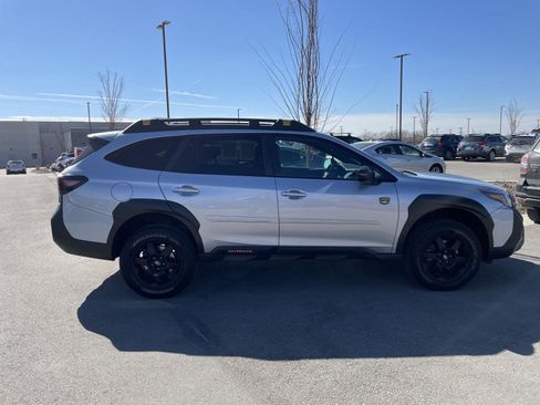 Used 2023 Subaru Outback Wilderness image 9