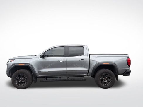 Used 2024 GMC Canyon Elevation w/ Elevation Premium Package image 8