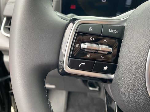 New 2026 Kia Carnival EX FWD image 15