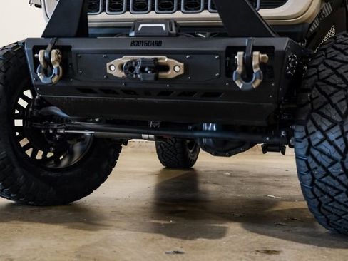 Used 2025 Jeep Wrangler Unlimited Rubicon 392 image 25