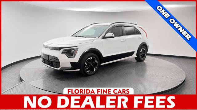 Used 2023 Kia Niro Wind w/ Wind Preserve Package FWD image 1