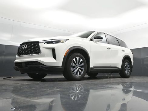 Certified 2025 INFINITI QX60 Pure FWD image 34
