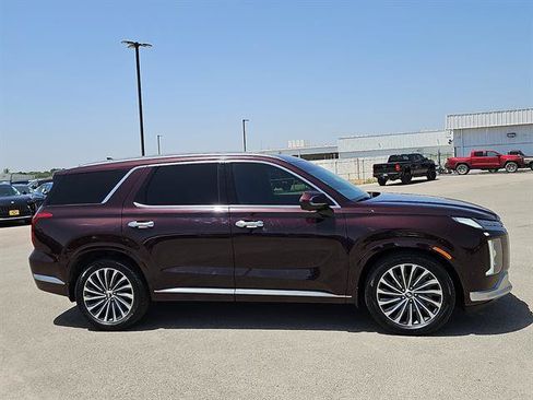 Used 2024 Hyundai Palisade Calligraphy AWD/4WD image 6
