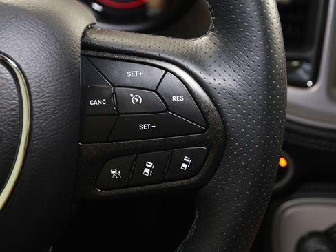 Used 2023 Dodge Challenger SXT w/ Plus Package RWD image 41