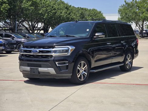 Used 2022 Ford Expedition Max Limited RWD image 2