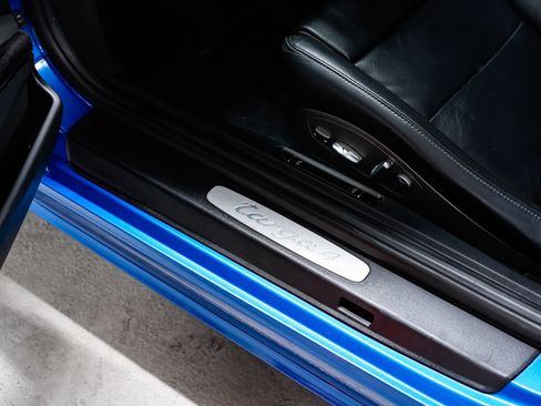 Used 2015 Porsche 911 Targa 4 AWD/4WD image 22