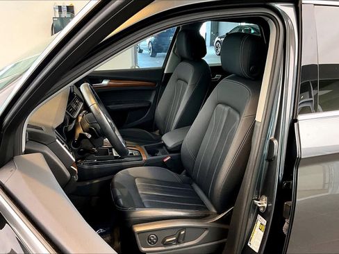 Used 2023 Audi Q5 2.0T Premium Plus w/ Premium Plus Package image 8