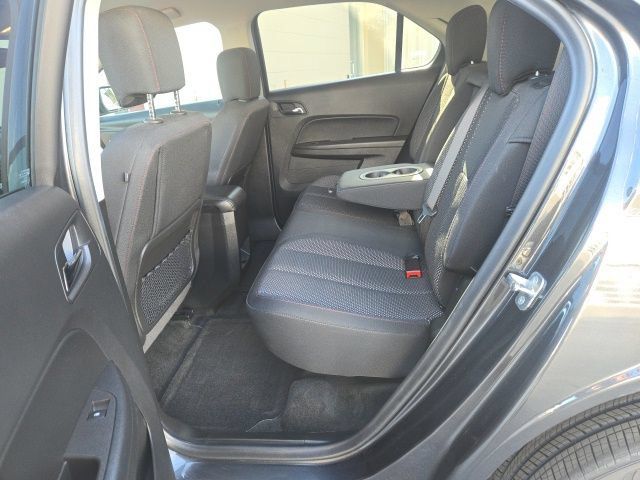 Used 2017 Chevrolet Equinox LT w/ Convenience Package AWD/4WD image 11
