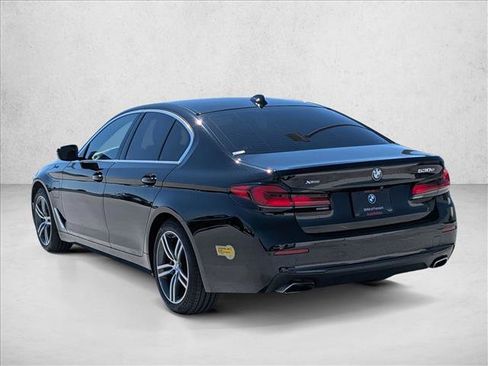 Used 2021 BMW 530e xDrive w/ Convenience Package image 8