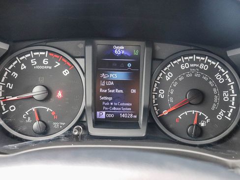 Certified 2023 Toyota Tacoma SR image 29