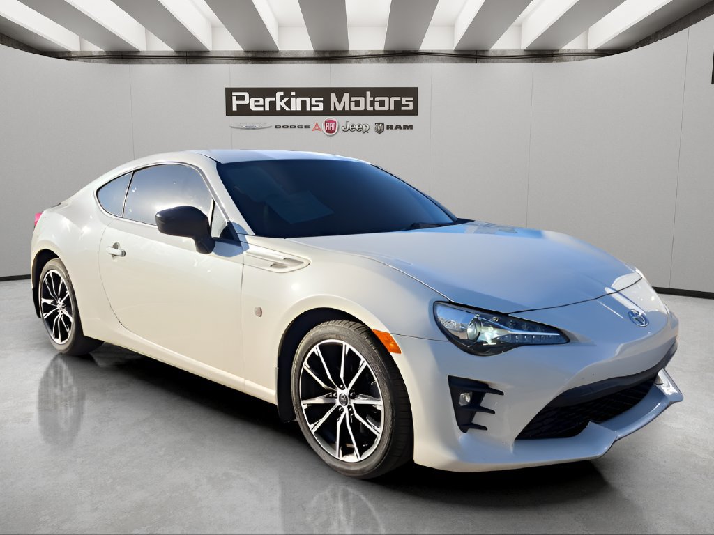 Used 2018 Toyota 86 RWD image 8