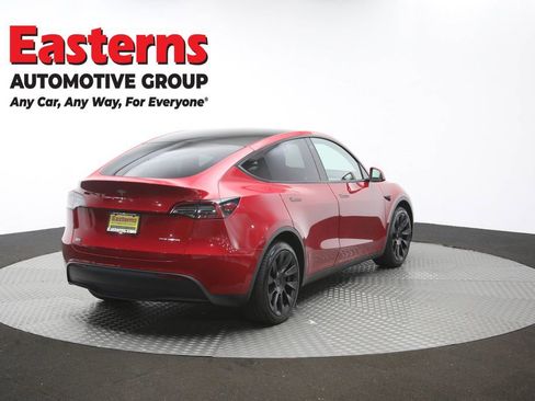 Used 2021 Tesla Model Y Long Range AWD/4WD image 35