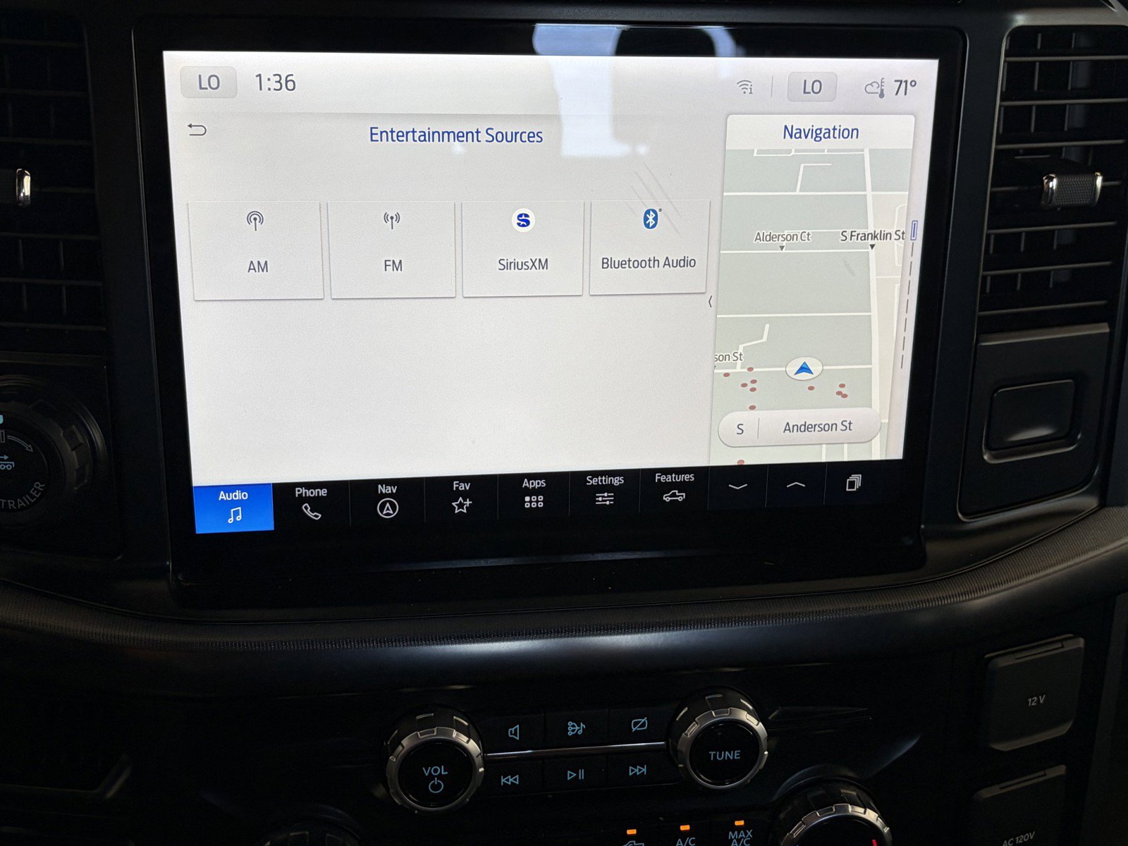 Used 2024 Ford F150 Lariat w/ Equipment Group 502A High AWD/4WD image 12