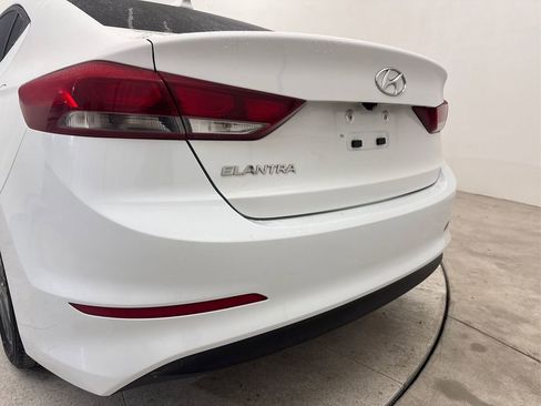 Used 2018 Hyundai Elantra SEL image 18