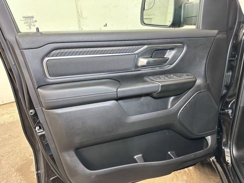 New 2026 RAM 1500 4x4 Crew Cab image 17