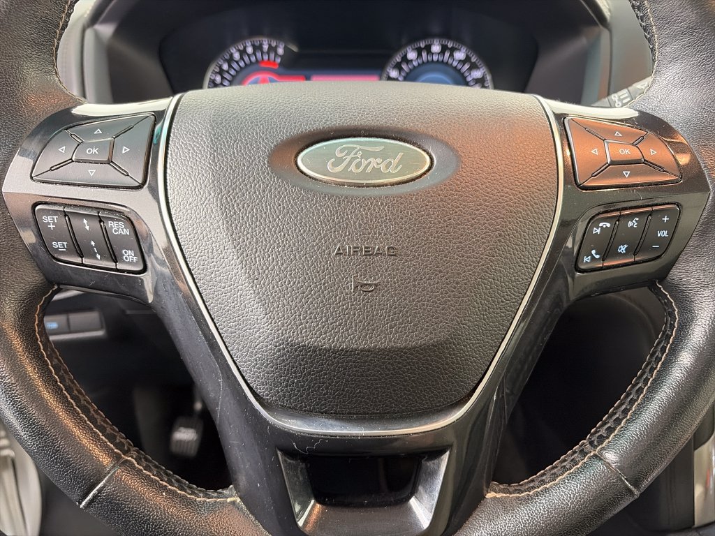 Used 2016 Ford Explorer Platinum AWD/4WD image 15