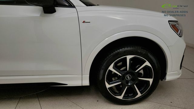 Used 2025 Audi Q3 2.0T Premium Plus w/ Premium Plus Package AWD/4WD image 21