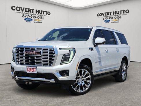 Used 2025 GMC Yukon XL Denali w/ Denali Reserve Package AWD/4WD image 1