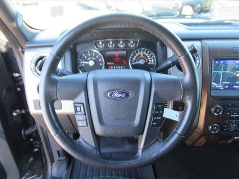 Used 2014 Ford F150 Lariat w/ Lariat Chrome Package image 17