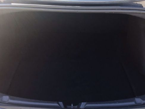 Used 2023 Tesla Model 3 Standard Range image 8