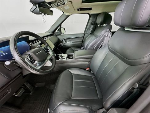 Used 2025 Land Rover Range Rover Long Wheelbase Autobiography image 22