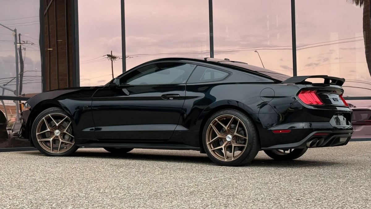Used 2019 Ford Mustang GT RWD image 6