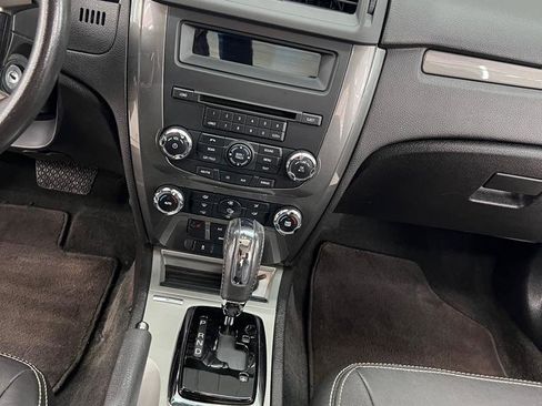 Used 2010 Ford Fusion Sport image 16