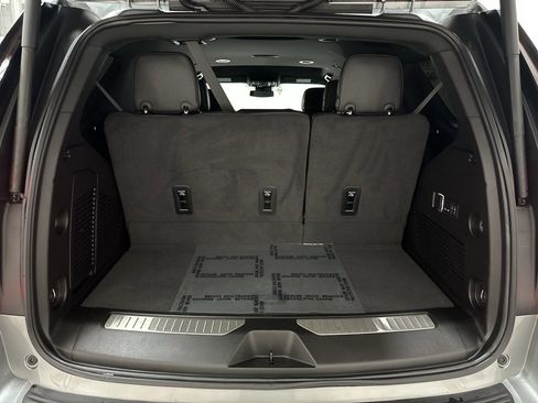 Used 2024 GMC Yukon AT4 w/ Technology Package image 38