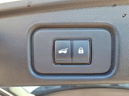 Certified 2024 Nissan Pathfinder SL AWD/4WD image 14