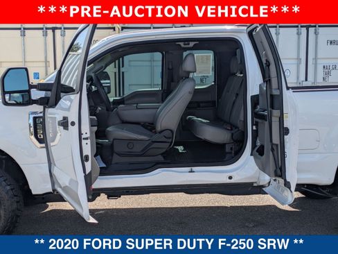 Used 2020 Ford F250 XL w/ Power Equipment Group AWD/4WD image 15
