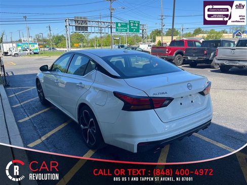 Used 2024 Nissan Altima 2.5 SR FWD image 5