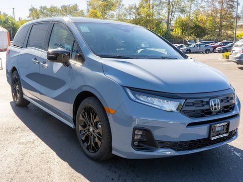 New 2026 Honda Odyssey Sport-L image 4