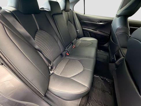 Used 2024 Toyota Camry SE FWD image 14