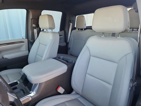 Certified 2026 Chevrolet Silverado 1500 RST AWD/4WD image 18