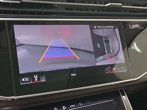 Certified 2024 Audi Q7 3.0T Premium Plus image 23