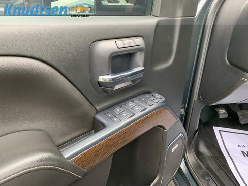 Used 2018 GMC Sierra 3500 Denali w/ Duramax Plus Package image 20