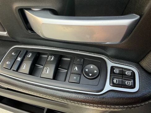 Used 2024 RAM 3500 Big Horn w/ Night Edition image 29