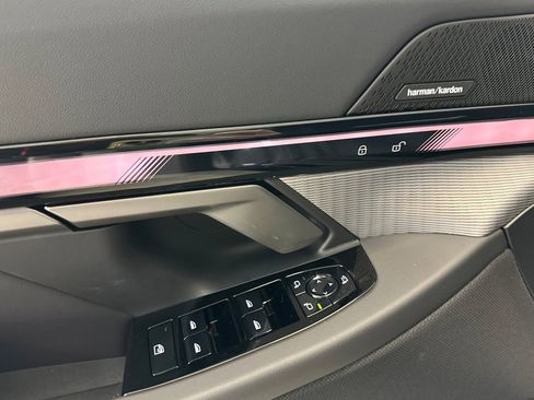 New 2026 BMW i5 eDrive40 w/ M Sport Package image 13