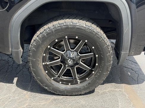 Used 2020 GMC Sierra 1500 Elevation w/ Elevation Value Package AWD/4WD image 7