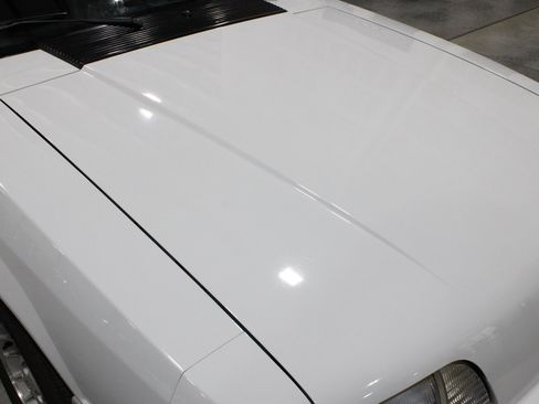 Used 1988 Ford Mustang GT RWD image 39