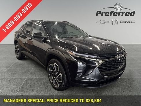 Used 2026 Chevrolet Trax RS w/ Driver Confidence Package FWD image 1